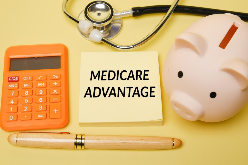 Medicare Advantage Premiums Fall to $14 in 2026: Save $29 a Month Beginning in January